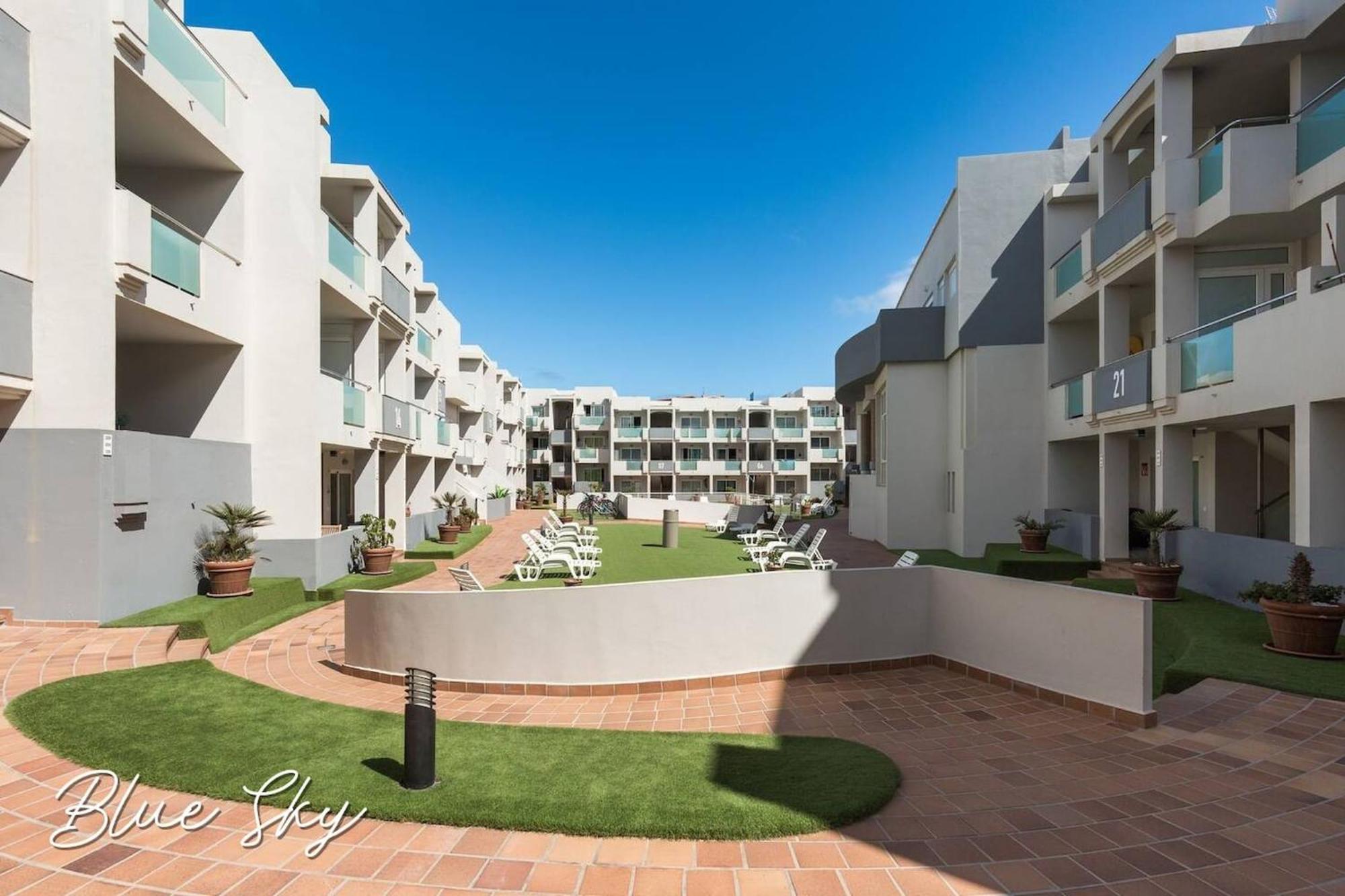 Corralejo Sun 335 Blue Sky By Rentalfue Dış mekan fotoğraf